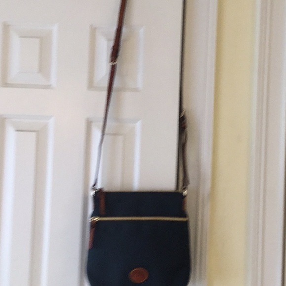 Dooney & Bourke Handbags - Dooney &Bourke Bag